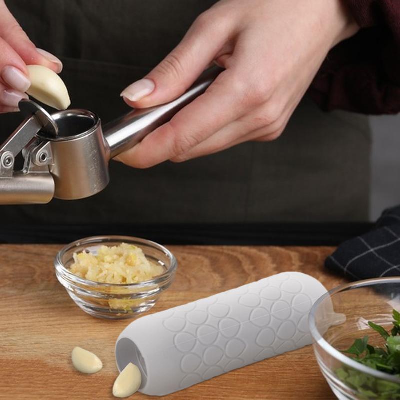 마늘 껍질 벗기기 튜브 실리콘 빠른 껍질 벗기기, 작은 - Kitchen Gadgets Youtube 리뷰 및 가격